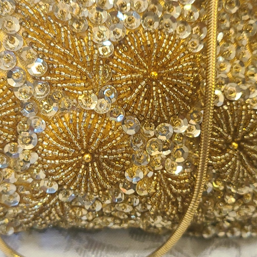 Gorgeous VTG Beaded Bag - Picture 2 of 16
